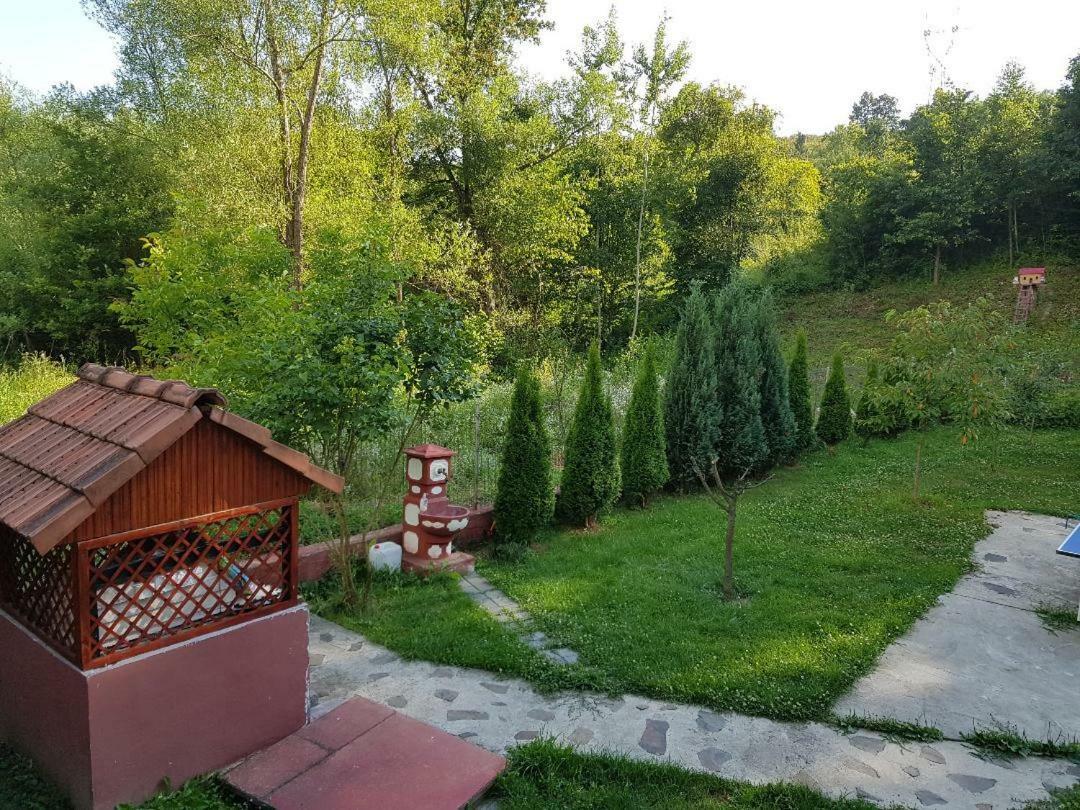 Yoyo Zurli Park Hotel Resita Exterior foto
